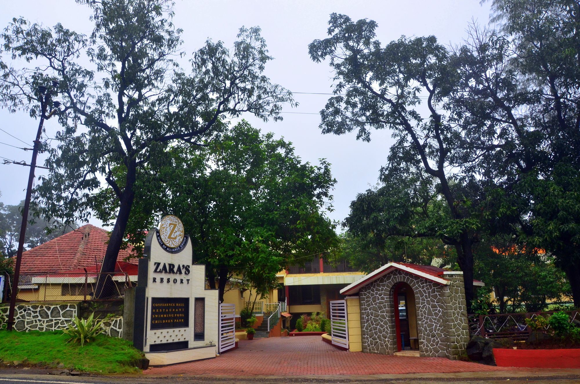 Zaras Resort Лонавла Екстер'єр фото